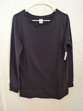 Amazon Essentials Black Long Sleeve Crewneck Sweatshirt